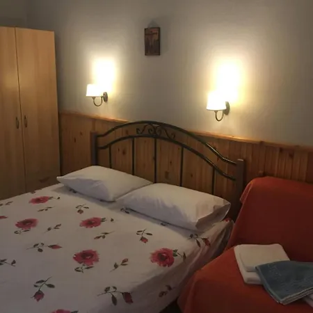 Maria Apartmanhotel *